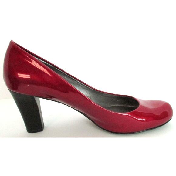 Liz Claiborne Women's Red High Heel Pumps Size 8.5M - Picture 8 of 10